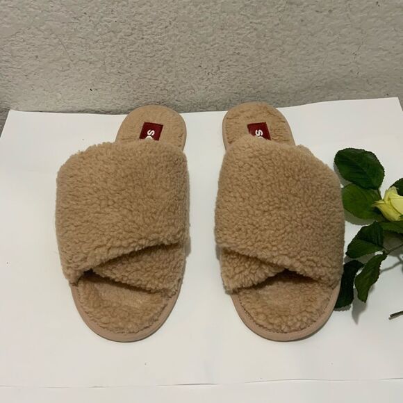 Sorel Go Mail Run Slippers Faux Fur Slip-on Natural Tan Size 10 NEW - Picture 2 of 9